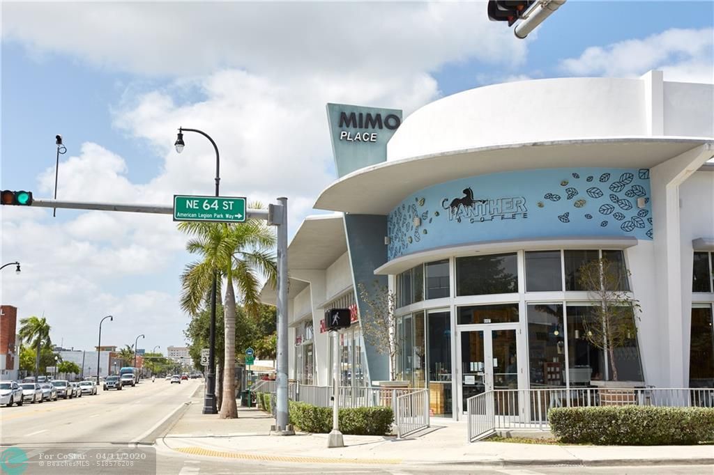 Foto principal - 568 NE 66th St
