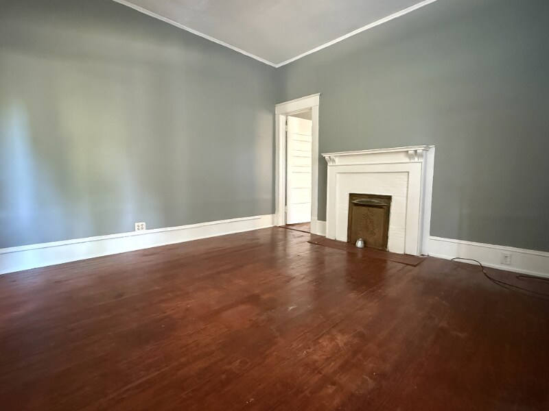 Foto principal - 2722 Hillcrest Ave