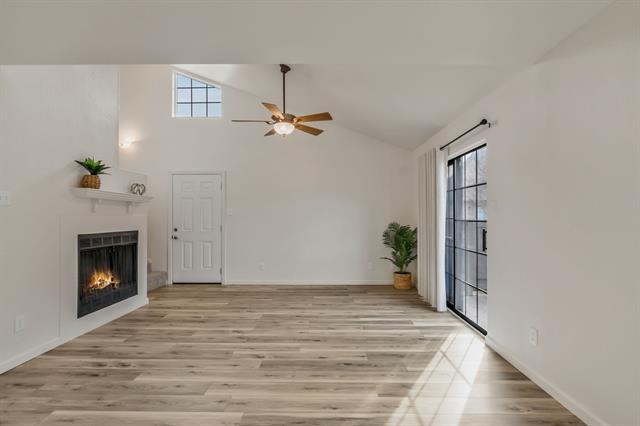 Building Photo - 352 W Harwood Rd