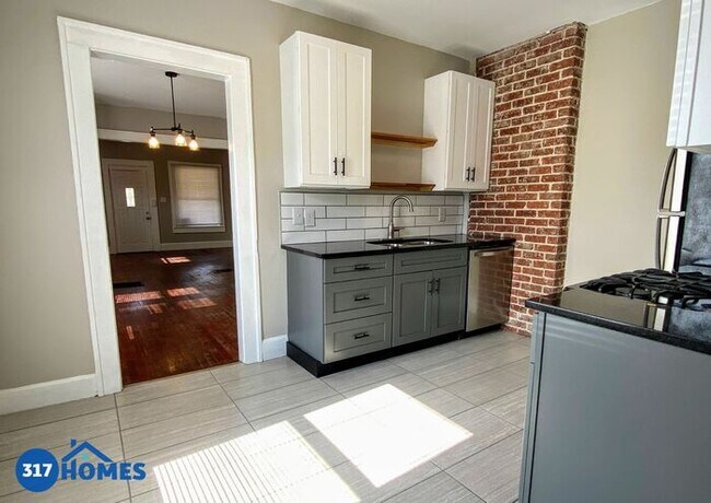 Foto del edificio - Renovated Garfield Park 2BD/1.5BA