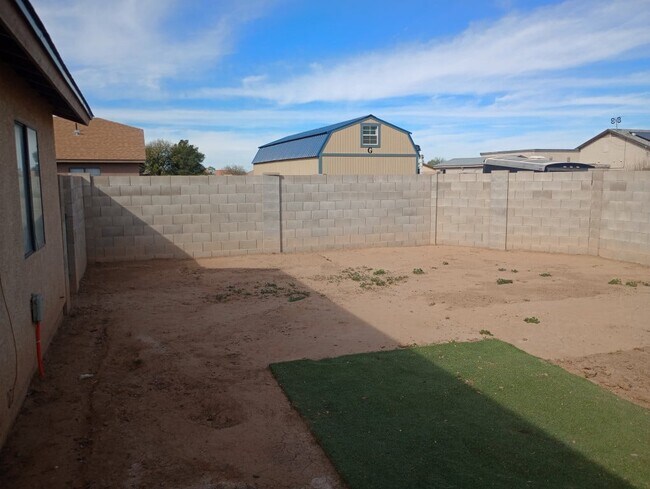 Foto del edificio - W Mystery Drive