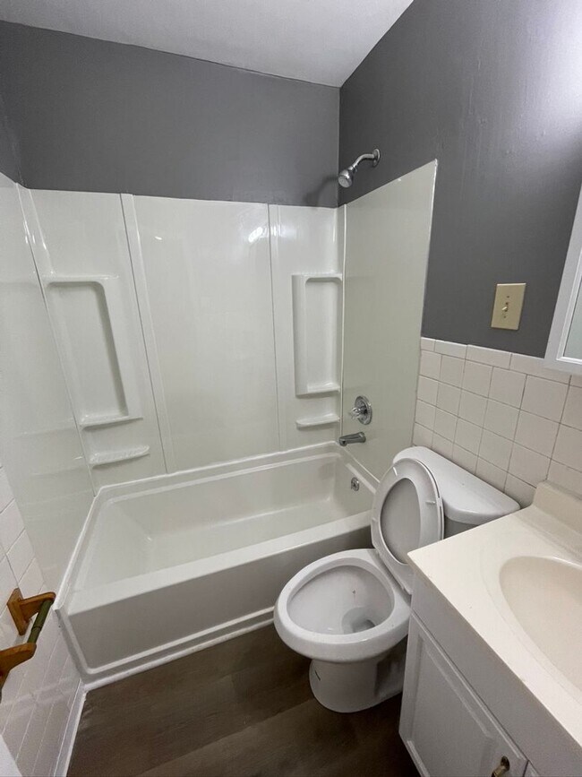 Building Photo - 901 S Taylor Duplex