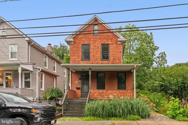 Foto del edificio - 5521 Mattfeldt Ave