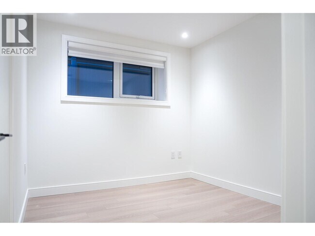 Building Photo - 3988 W 31st Ave