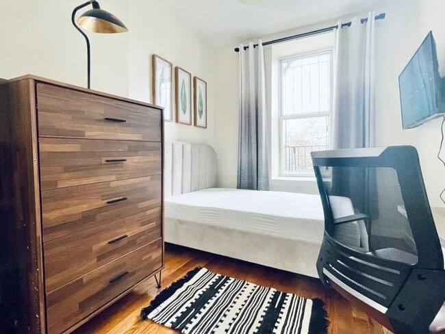 Photo - Furnished room/NOT APARTMENT
