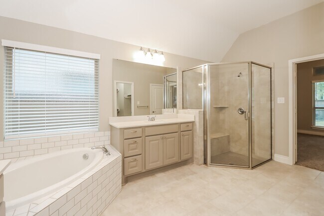 Building Photo - 8100 Tyrell Hgts Rd