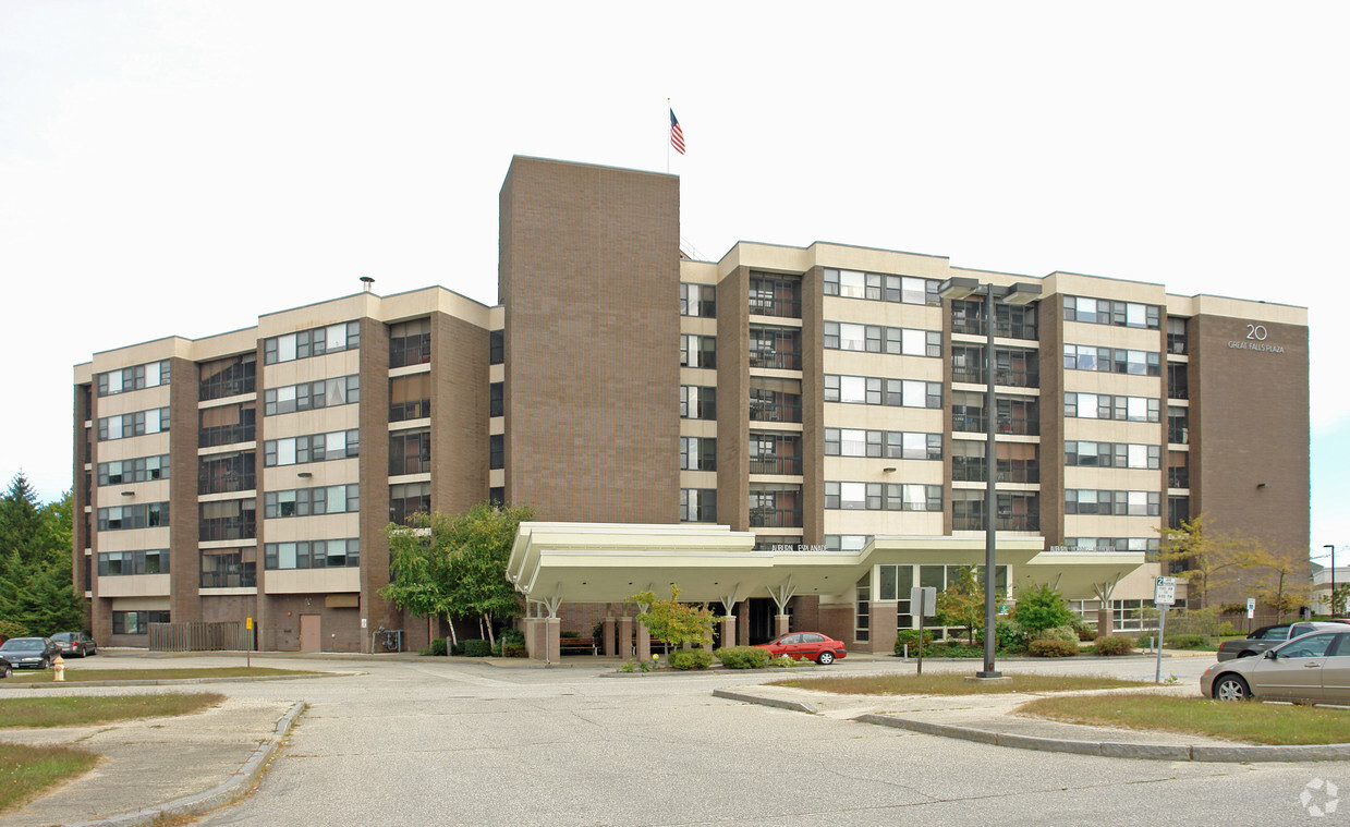 Primary Photo - Auburn Esplanade