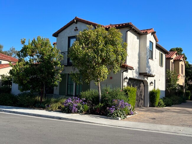 Foto del edificio - 5412 Tree Farm Ln