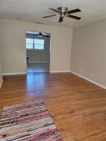 Foto del edificio - 321 Old Mill Ln