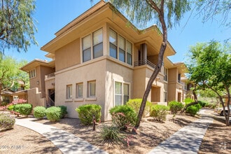 Building Photo - 20100 N 78th Pl
