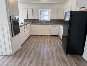 Building Photo - 3611 33rd St