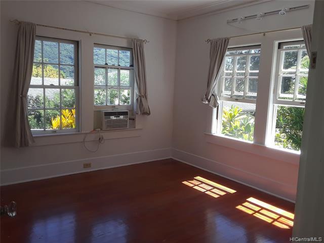 Building Photo - 2507 Rainbow Dr