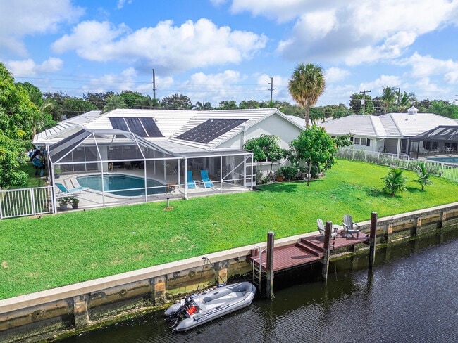 Building Photo - 772 Apple Tree Ln