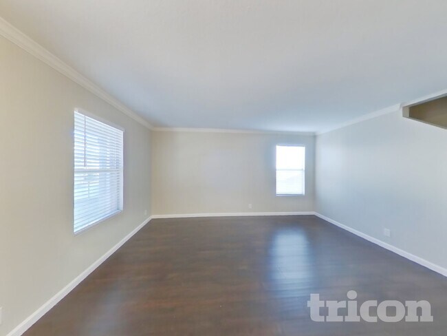 Foto del edificio - 11703 Silver Prairie