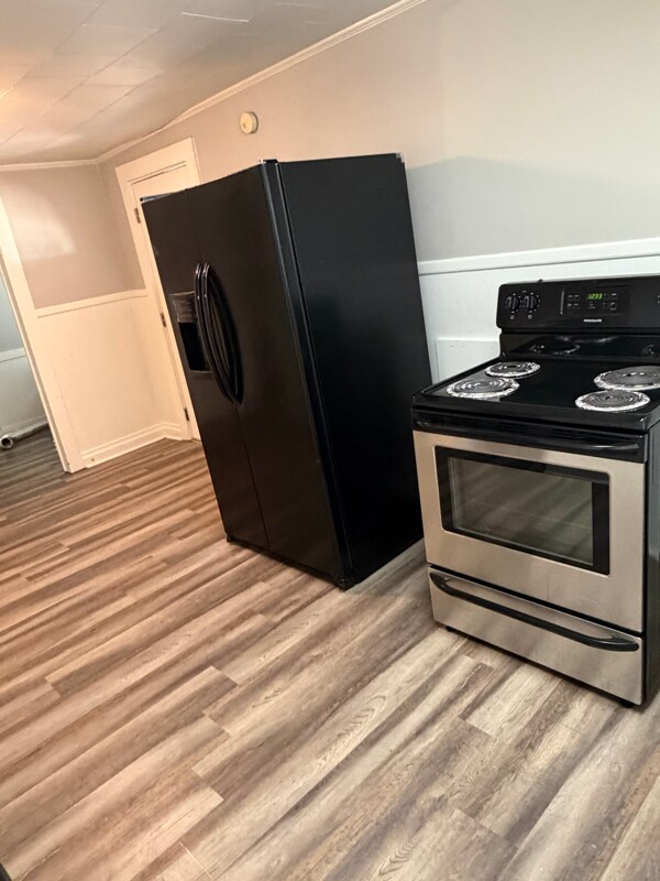 Building Photo - 416 Whitsett Ave