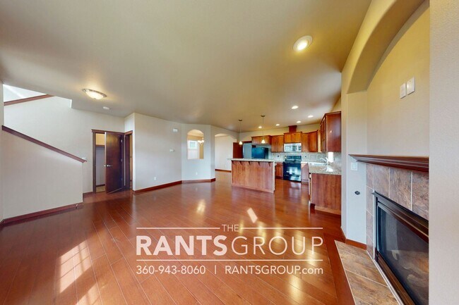 Foto del edificio - 3 br, 2.5 bath House - 2313 43rd Ave SE