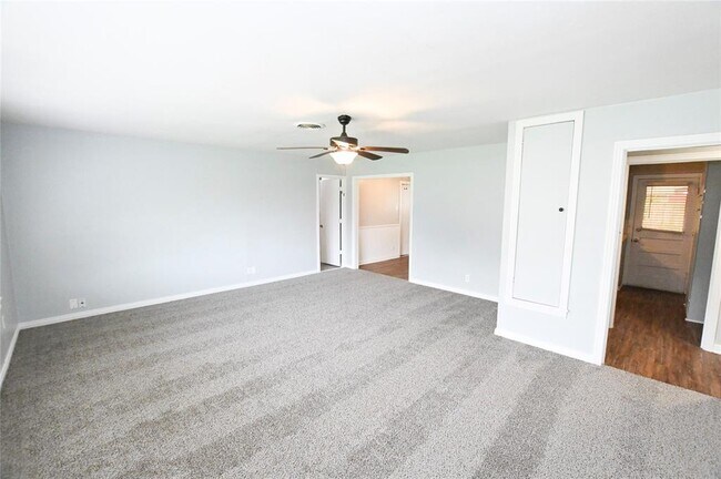 Foto del edificio - 1718 Wayside Dr