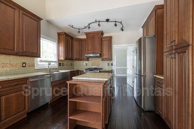 Building Photo - 1305 Goldspot Ct