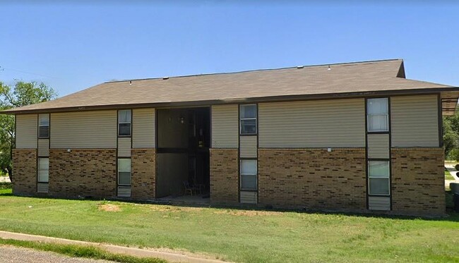 Building Photo - 102 Eastfield Dr