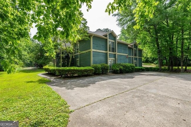 Building Photo - 3067 Steeplechase Dr