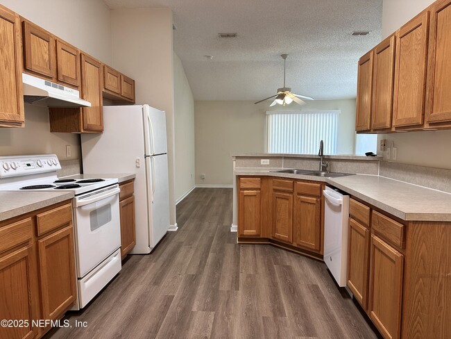 Building Photo - 7925 Collins Bay Ct