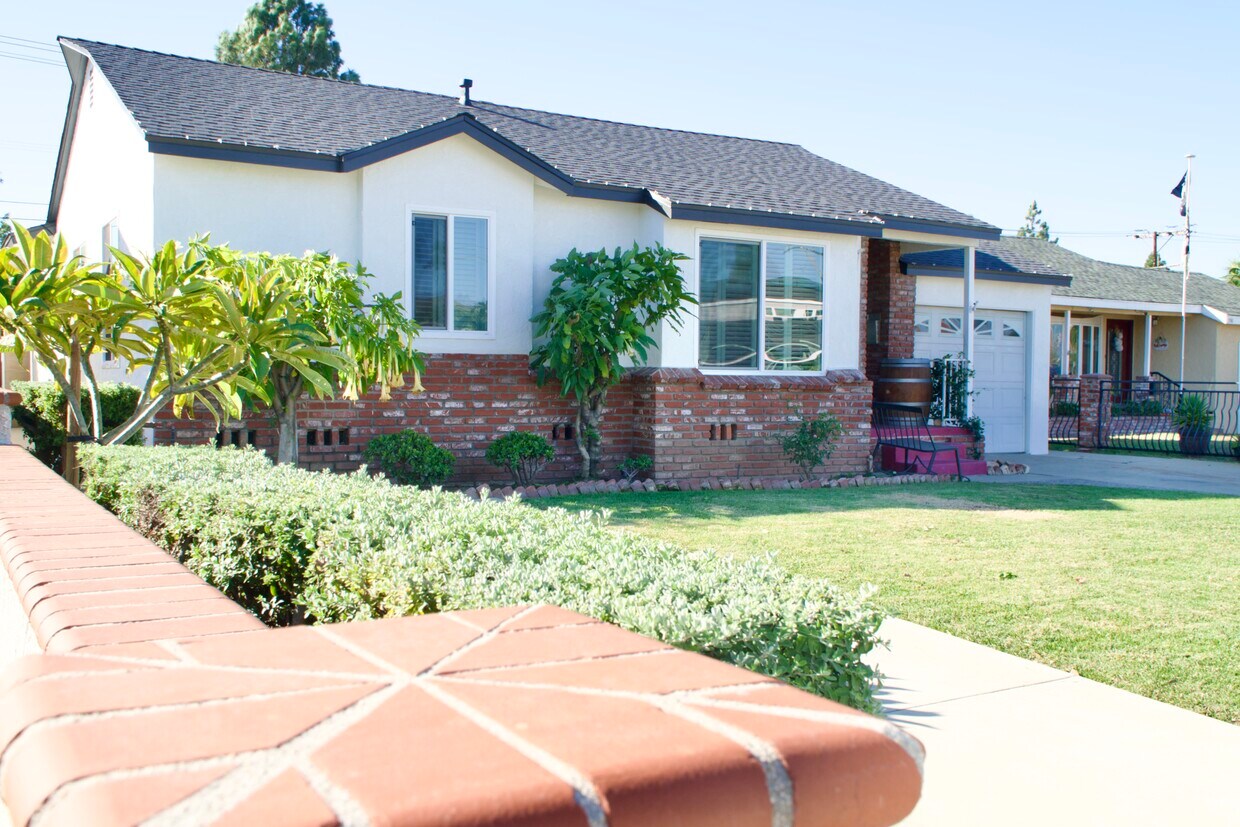 19 Apartments for Rent in Placentia, CA Westside Rentals