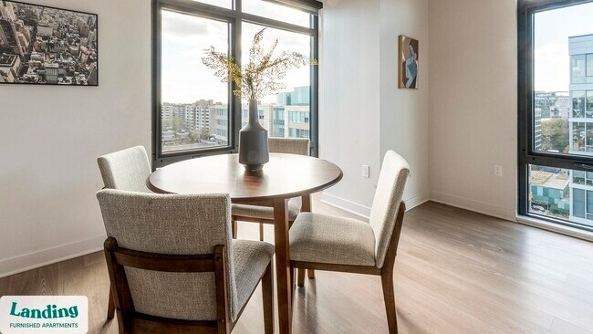 Foto del edificio - 350 Maple Dr SW