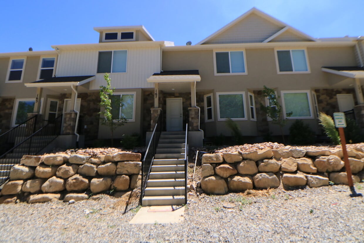 167 S 300 W, Santaquin, UT 84655 House Rental in Santaquin, UT