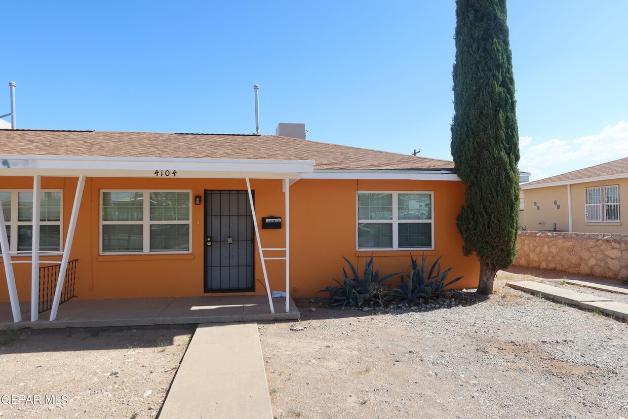 Primary Photo - 4104 Leavell Ave