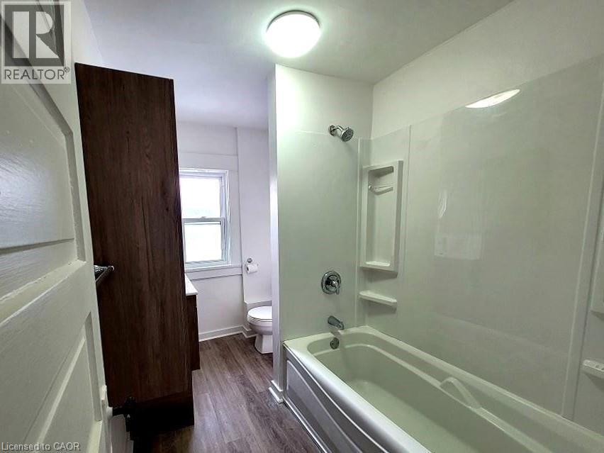 Building Photo - 6523 Frederica St