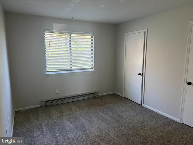 Foto del edificio - 612 N Shady Retreat Rd