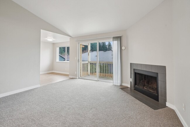Building Photo - Redwood Terrace