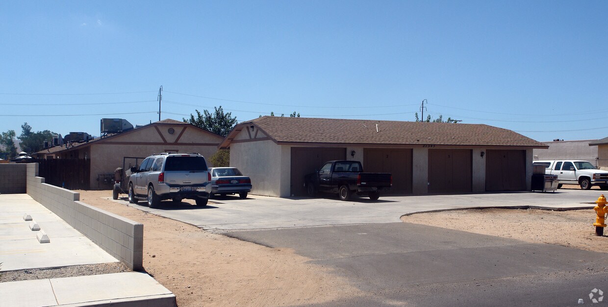 21345 Klamath Rd, Apple Valley, CA 92308 Apartments in Apple Valley