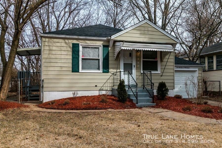 Primary Photo - 7447 Esterbrook Dr