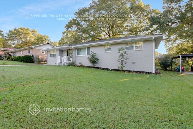 Building Photo - 8490 Meadowbrook Dr