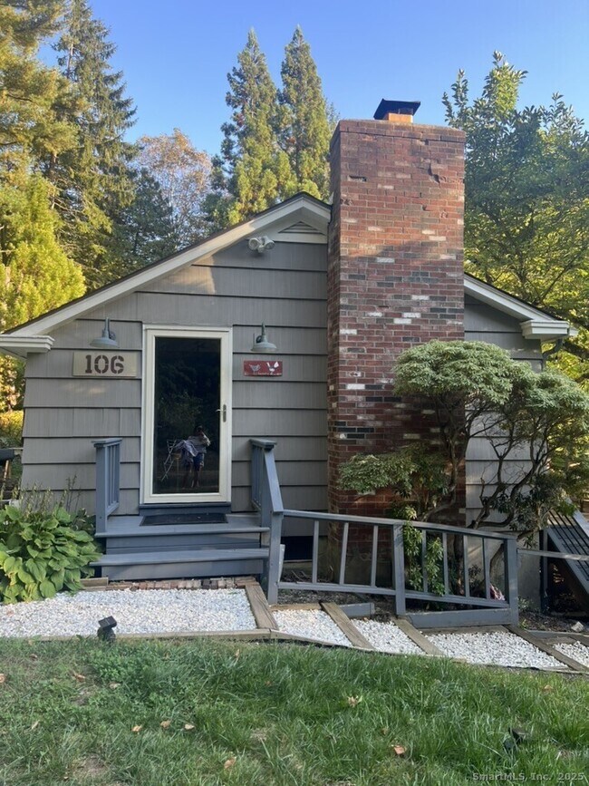Foto del edificio - 106 Injun Hollow Rd