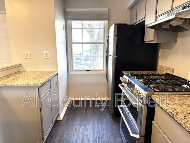 Building Photo - 862 Regal Path Ln