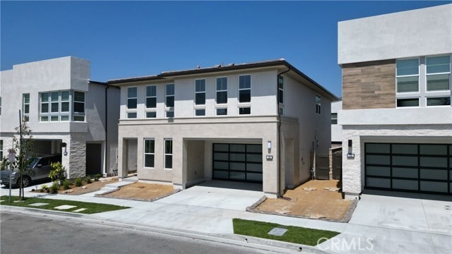 Building Photo - 160 Longden