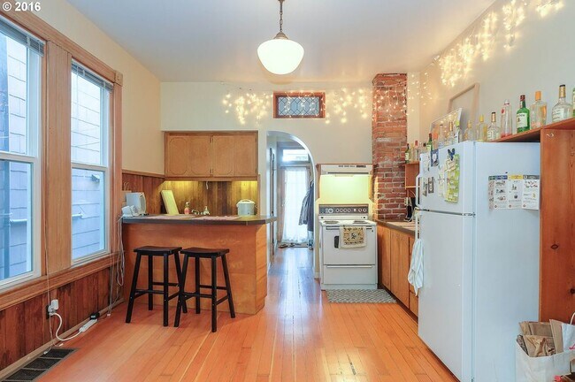 Foto del edificio - 3206 S Kelly Ave