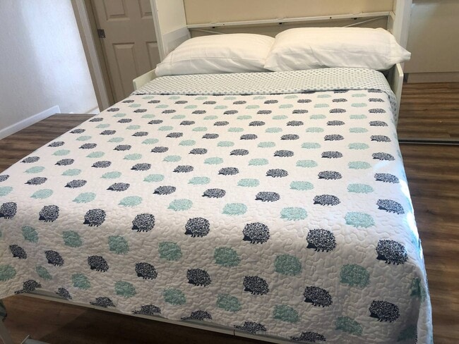 Memory Foam Mattress - 1845 Blue Spruce Ct