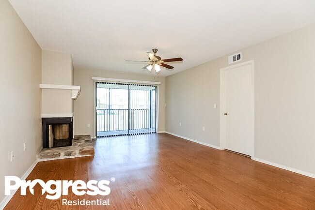 Building Photo - 108 Lakeview Way