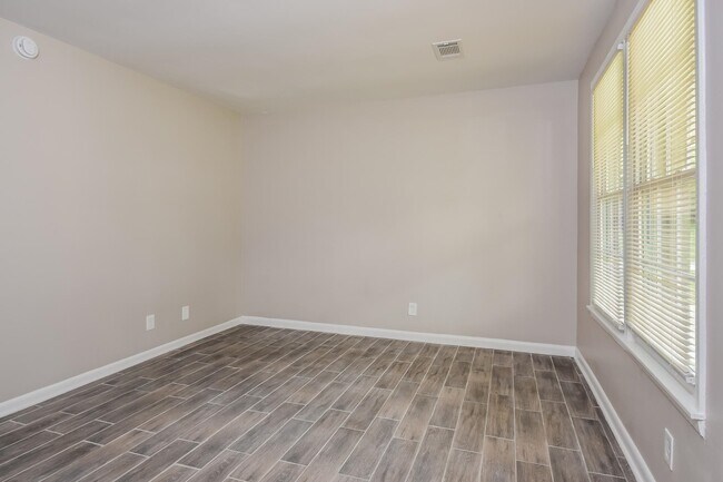 Building Photo - 2830 Foxlair Trail