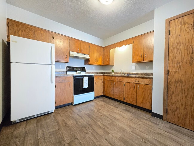 Building Photo - North Ridge