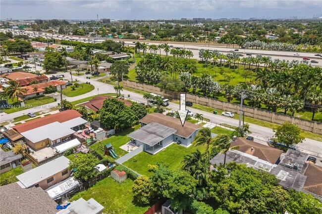 Foto del edificio - 522 SW 78th Ave