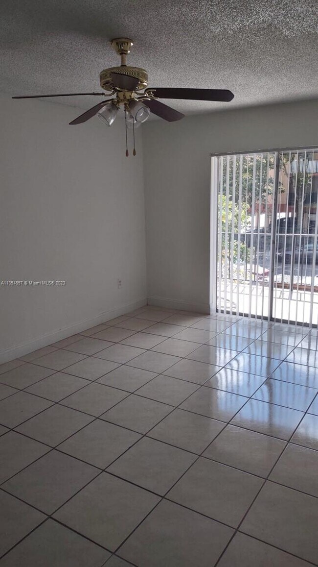 Foto del edificio - 5625 W 20th Ave