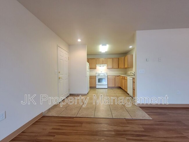 Foto del edificio - 5000 4th Ave N