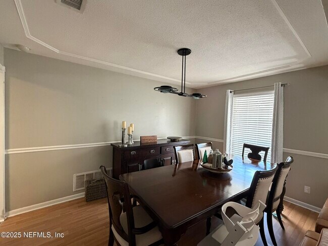 Foto del edificio - 3671 Red Oak Cir W