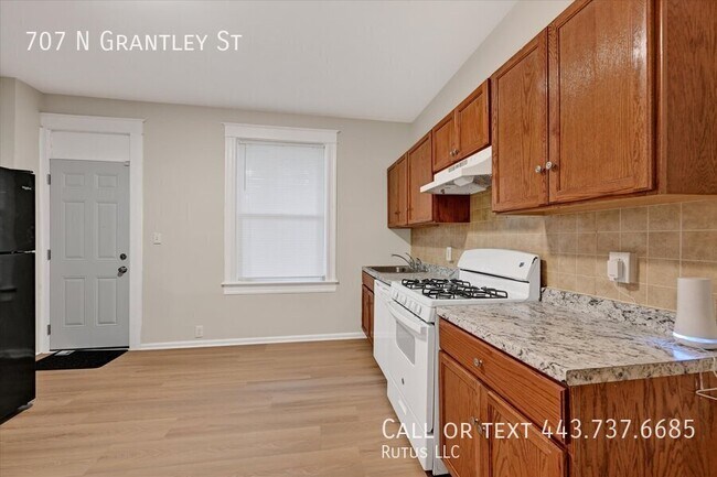 Building Photo - 707 N Grantley St