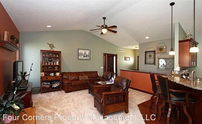 Foto del edificio - 4 br, 2.5 bath House - 9130 Mustang Drive