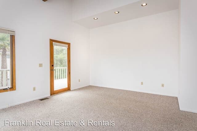 Building Photo - 2 br, 2 bath House - 2608 Rodman Dr